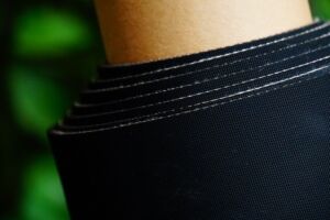 What are the differences between fabric‑reinforced and non‑fabric‑reinforced rubber sheets